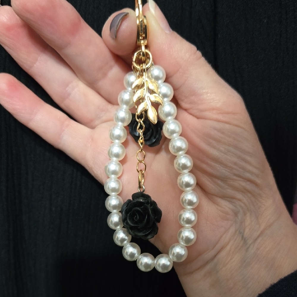 Bag Charm - Faux Pearl And Black Rose With Gold Tone Claw Clasp